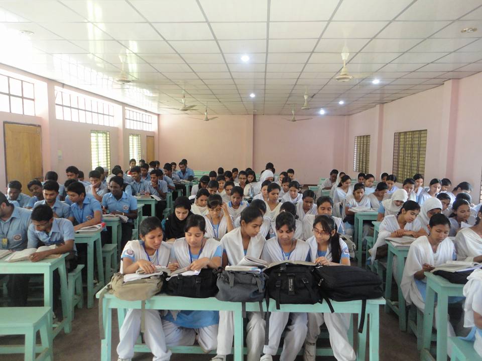 Gopaldi Nazrul Islam College